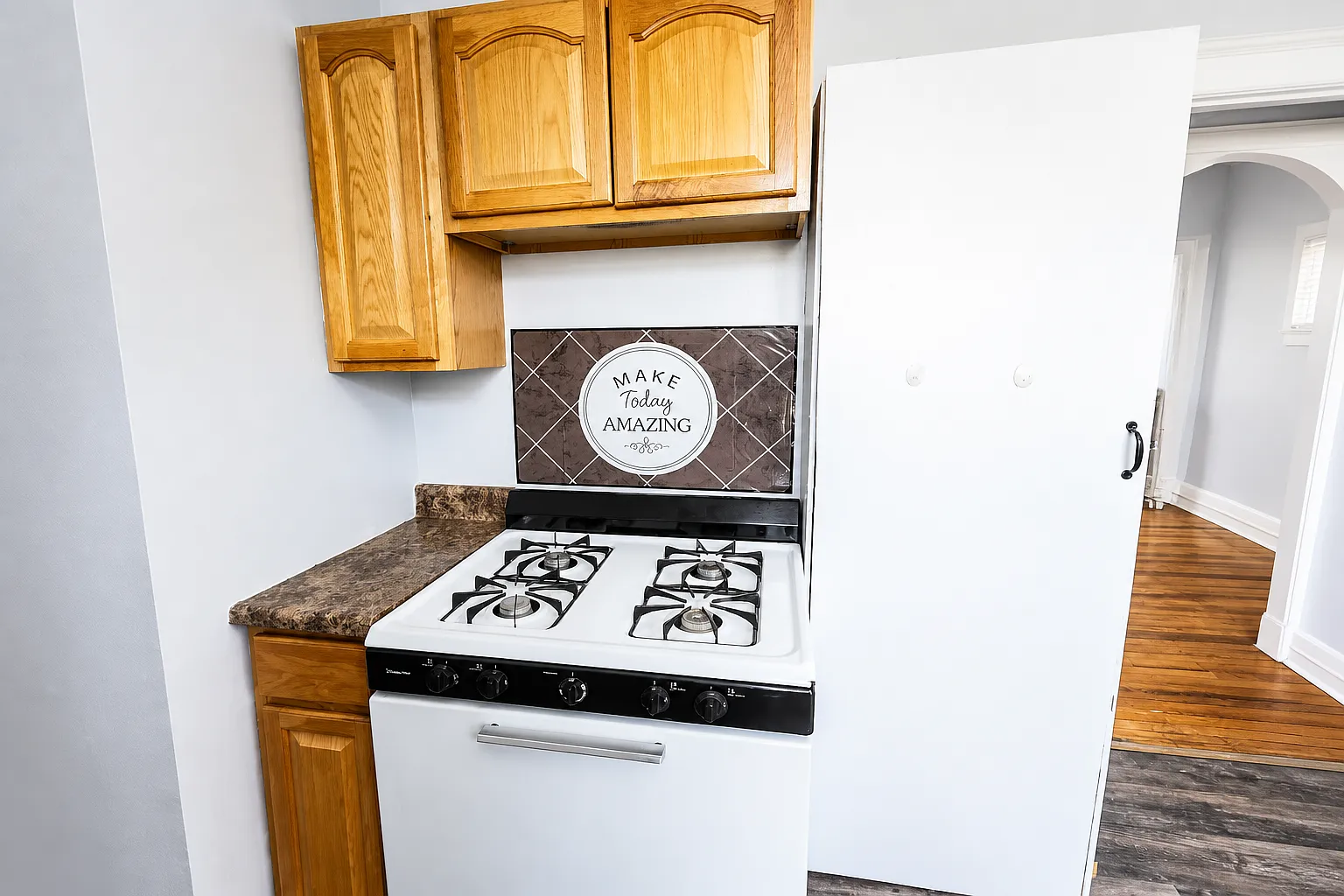 3 bed, $1,795 — Photo 3
