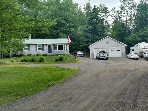209 Us Route 2 W, Wilton, ME 04294