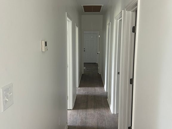 5th image of 4906 Camelia St