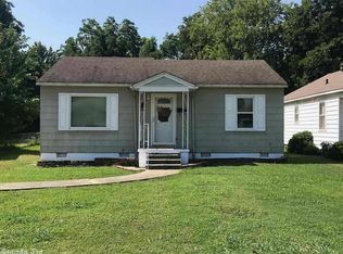 906 W Thompson St, Paragould, AR 72450