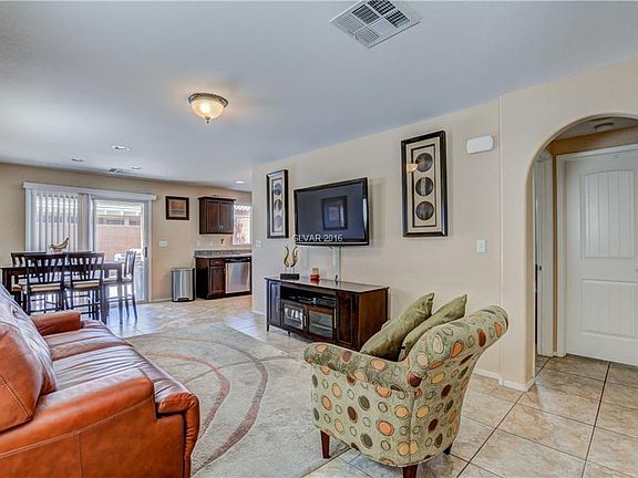 2nd image of 10261 Headrick Dr
