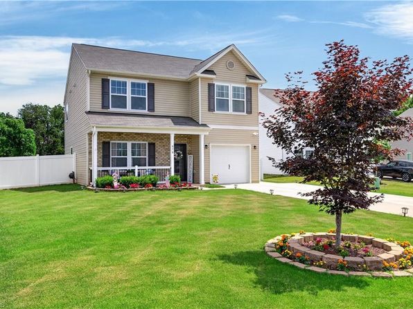 878 Bitting Hall Dr