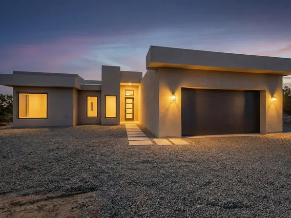 85 Cerro Alto Rd, Lamy, NM 87540