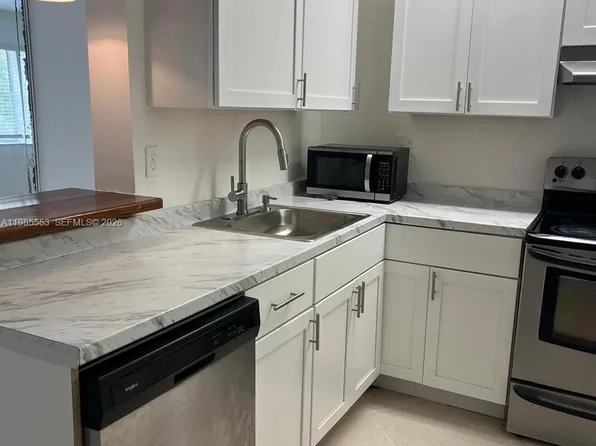 4354 NW 9th Ave APT 13-2D, Deerfield Beach, FL 33064