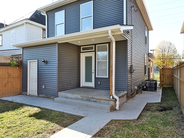 108 Hawkes Ave — Photo 34