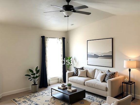5th image of 413 Oxford Dr
