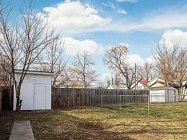 321 Fairview Ave — Photo 24