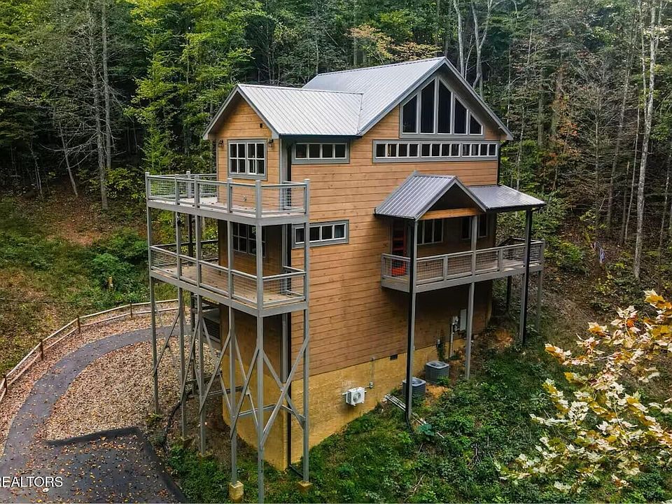 1st image of 5175 Riversong Way