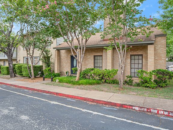 2nd image of 8917 N Plaza Ct #53