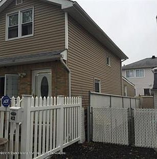 3rd image of 42 Seafoam St
