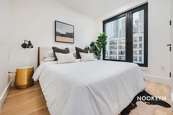 Rented by Nooklyn NYC LLC | media 13