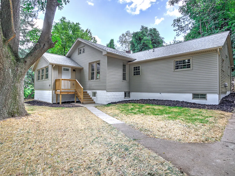 2560 Iron Springs Rd