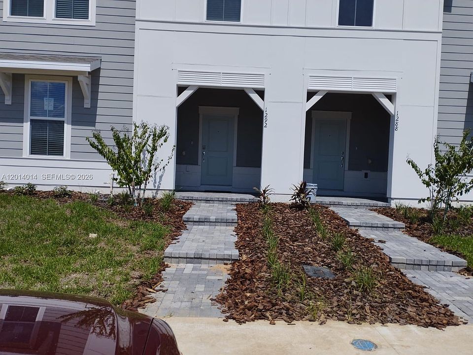 1st image of 1292 Blue Island Dr #1292