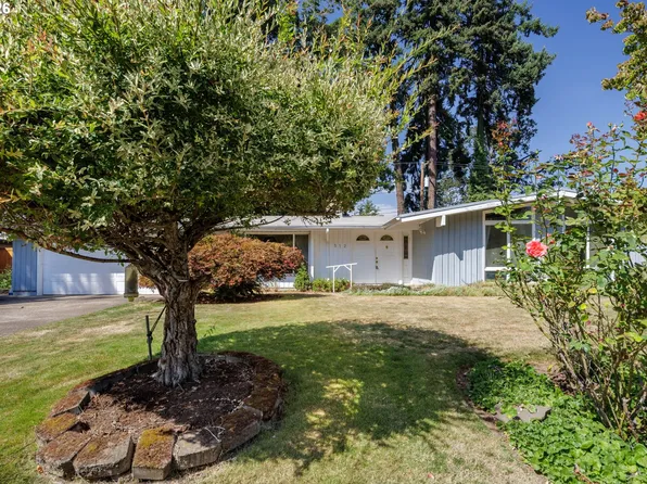 512 Cardinal Way, Springfield, OR 97477