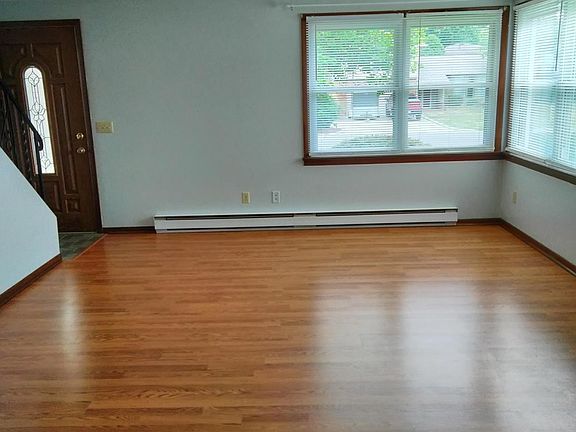 5th image of 515 S Marion Ave #2