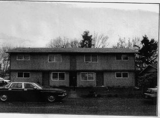 911 8th St SE, Puyallup, WA 98372