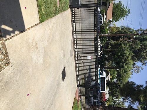 2nd image of 2104 Raymond Ave APT 12