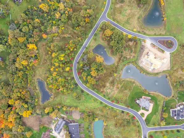 6 Templeton Dr, Oak Brook, IL 60523