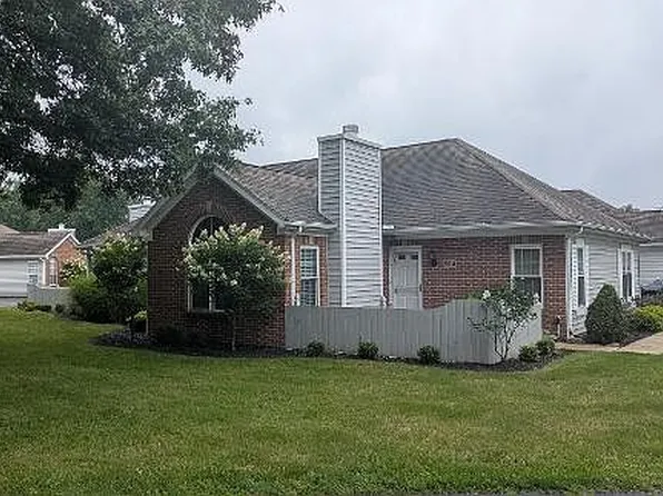 50 Stratford Green Dr APT 4, Canfield, OH 44406