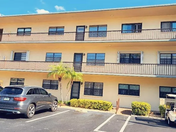 7951 58th Ave N Unit 208, Saint Petersburg, FL 33709