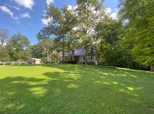 185 Quail Run Rd, Brandenburg, KY 40108