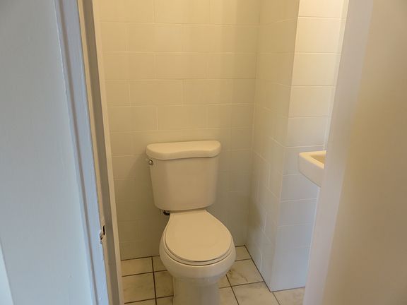 5th image of 12 Wendel Pl
