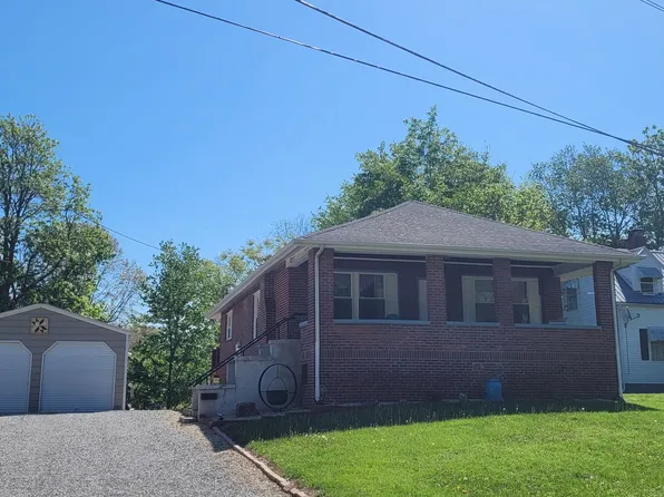 1010 Wilshire Dr, Mount Vernon, IL 62864