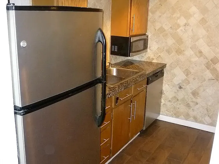601 W 11th Ave #116 — Photo 3