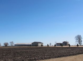 5170 E Sandwich Rd, Sandwich, IL 60548