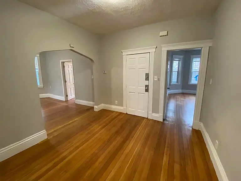 39 Harwood St #2 — Photo 7