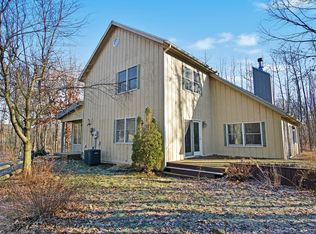 5471 Little Paw Paw Lake Rd, Coloma, MI 49038