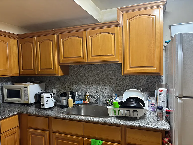 328 Santa Barbara Ave — Photo 9