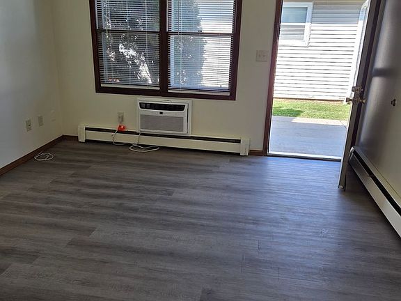 5th image of 1145 Brosig St #D