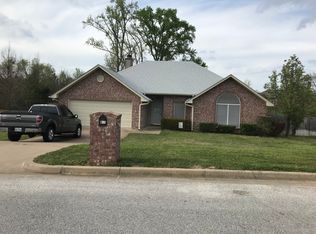 841 Edgewood Cir, Lindale, TX 75771
