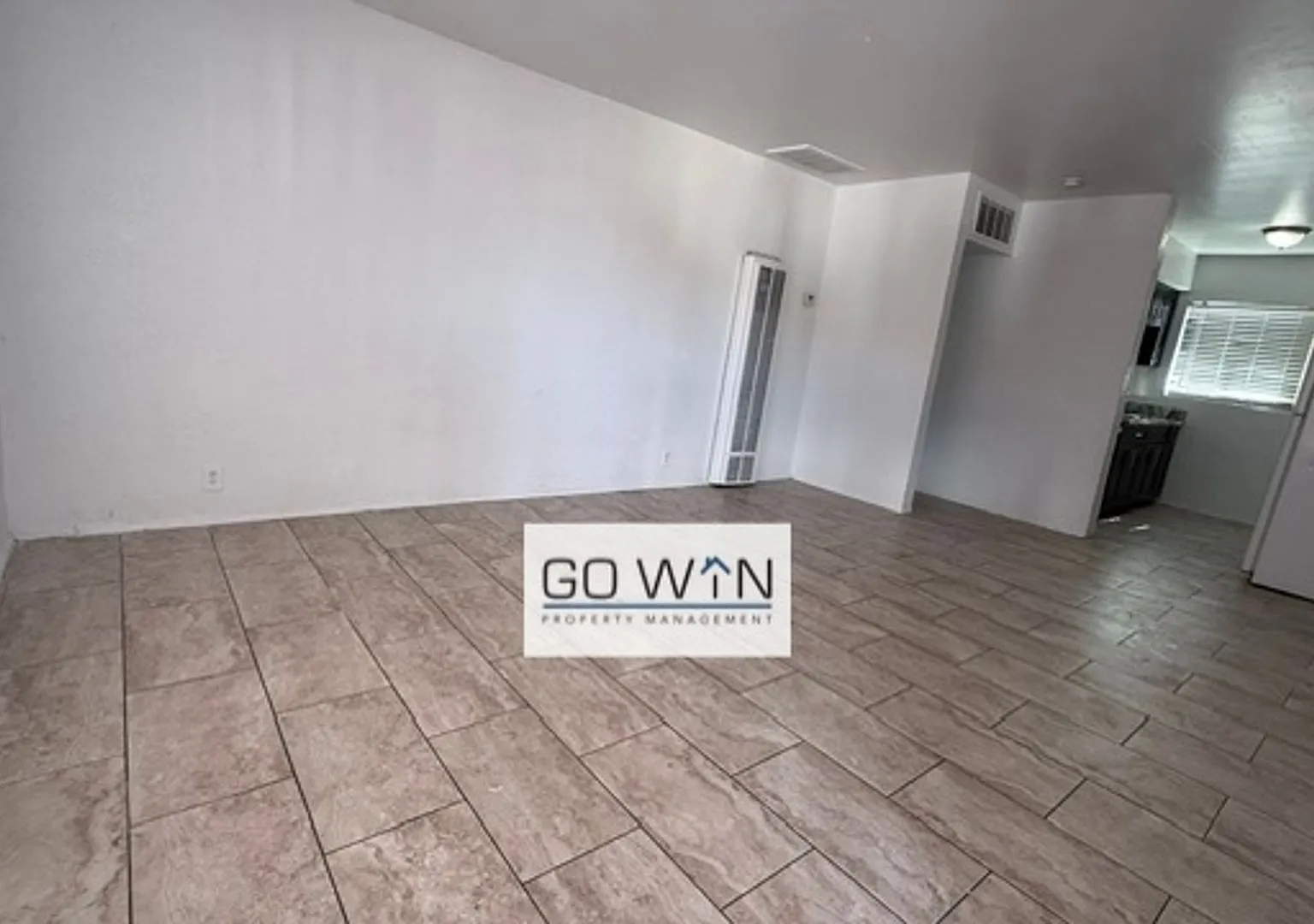 2617 E Portland St — Photo 1