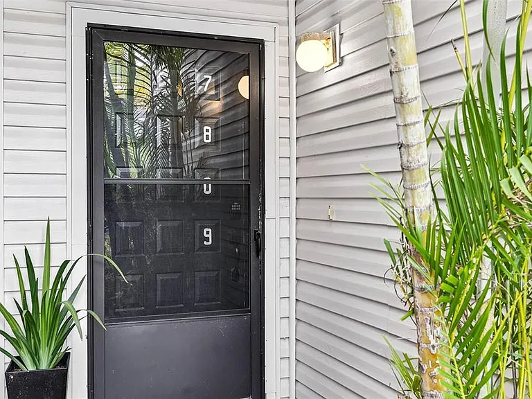 7809 Niagara Ave #2105 — Photo 3