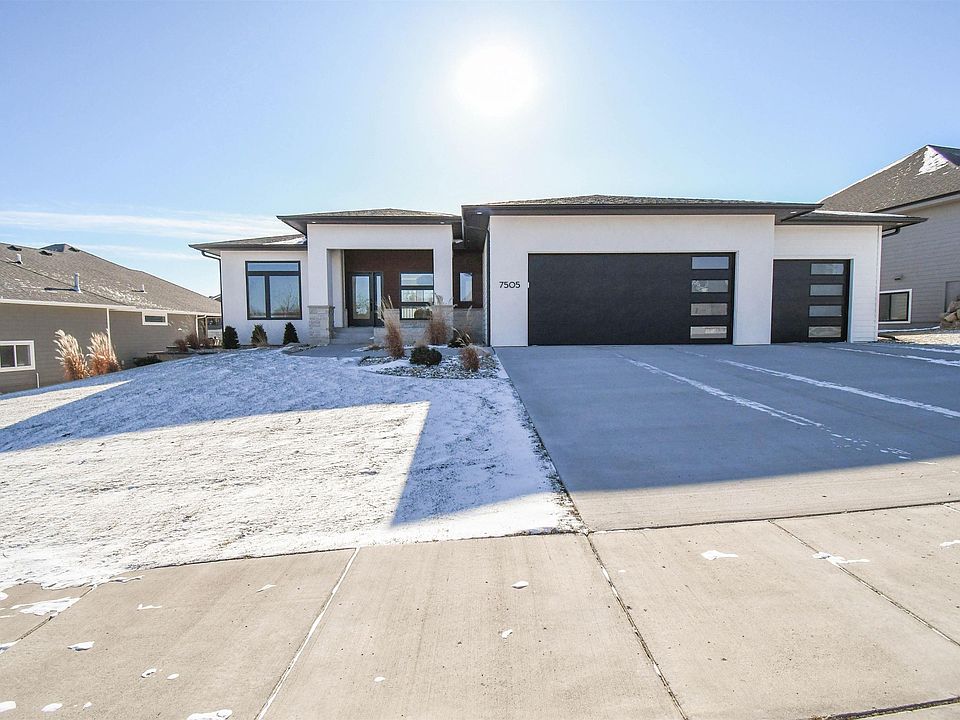 1st image of 7505 E Donnelly Dr