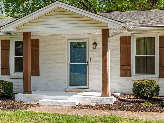 5th image of 444 Foothill Dr