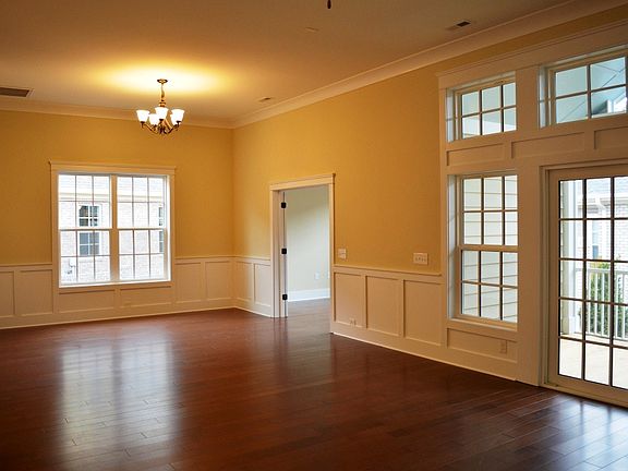 904 Bedminister Ln
