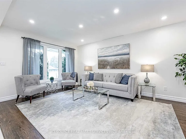27 Brenlyn Ct #UPPER — Photo 4