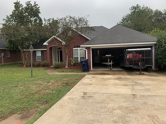 2nd image of 217 Knoll Creek Cir