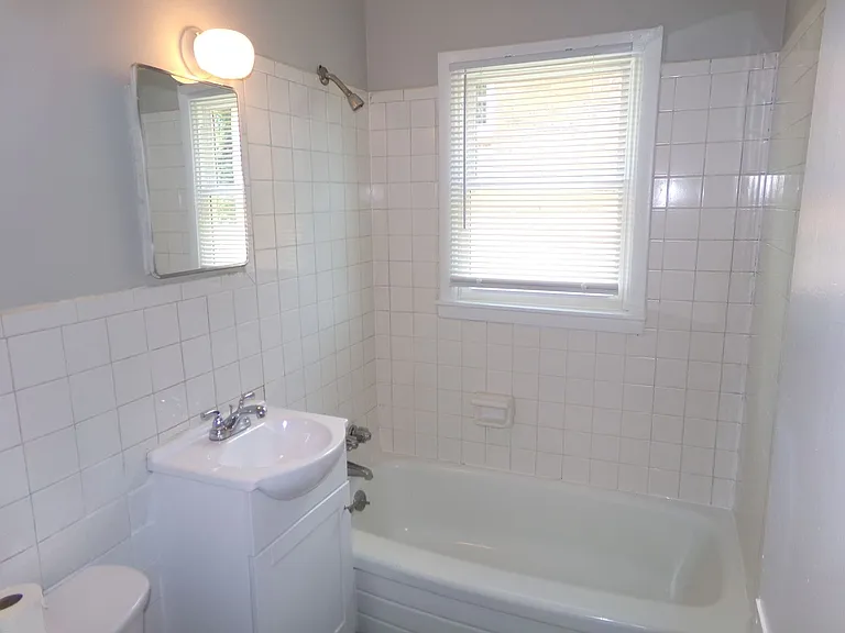 342 W Lemly St — Photo 8