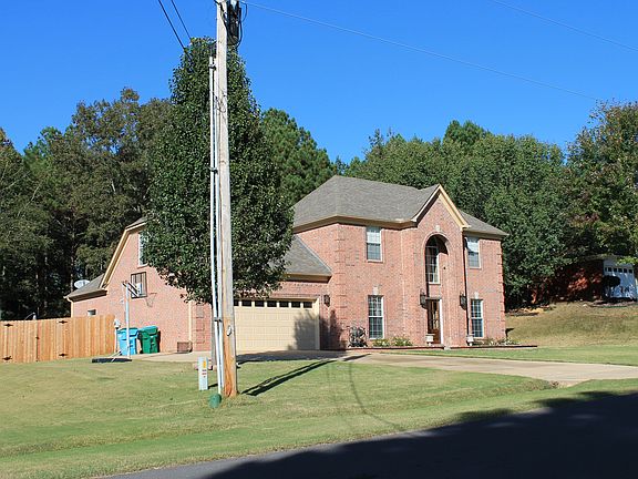 4th image of 10100 Lazy Creek Dr