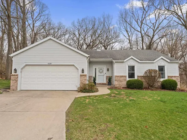 4149 Spring Hill Ct, South Bend, IN 46628