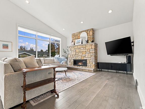 4th image of 1311 Jackson Avenue