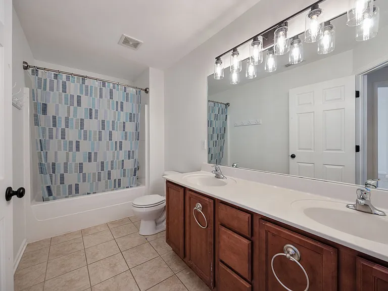 4093 Locerbie Cir — Photo 28