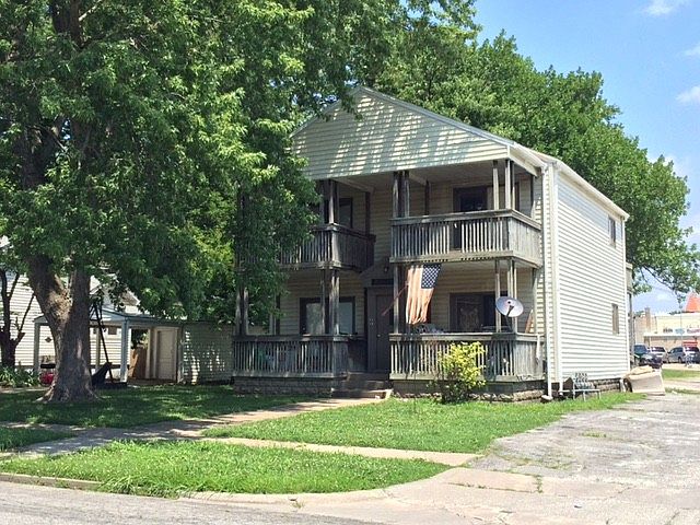 2nd image of 114 W Arch St