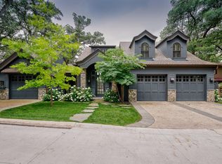 2703 Lakeshore Dr, Okoboji, IA 51355