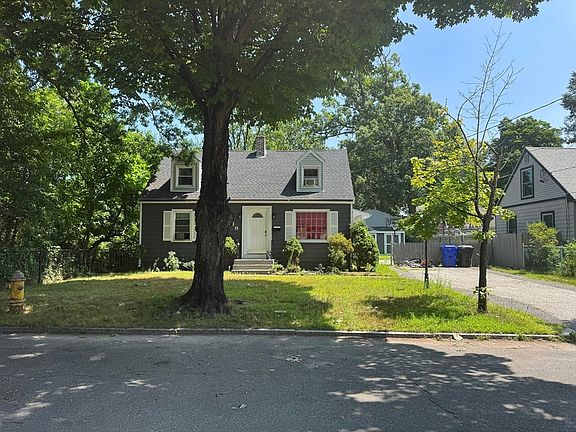 3rd image of 119 Massreco St
