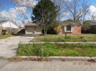 6011 Winterhaven Dr, Houston, TX 77087
